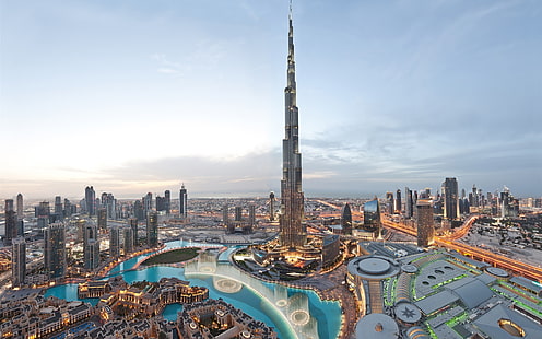 Dubai Dreams: Skyscrapers, Souks & Safari Nights