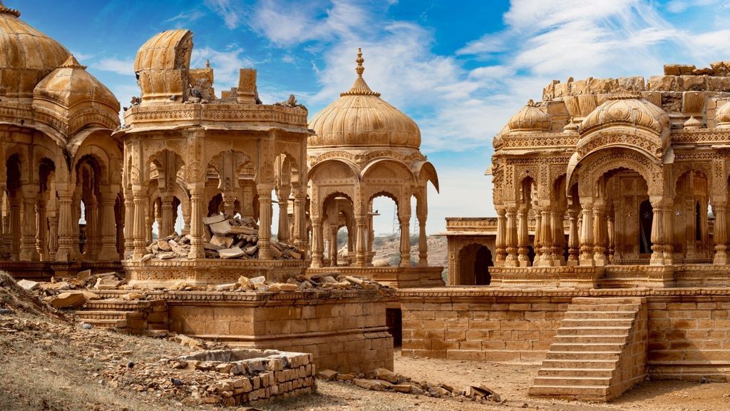 Palace on Wheels – Luxury Royal Train Journey