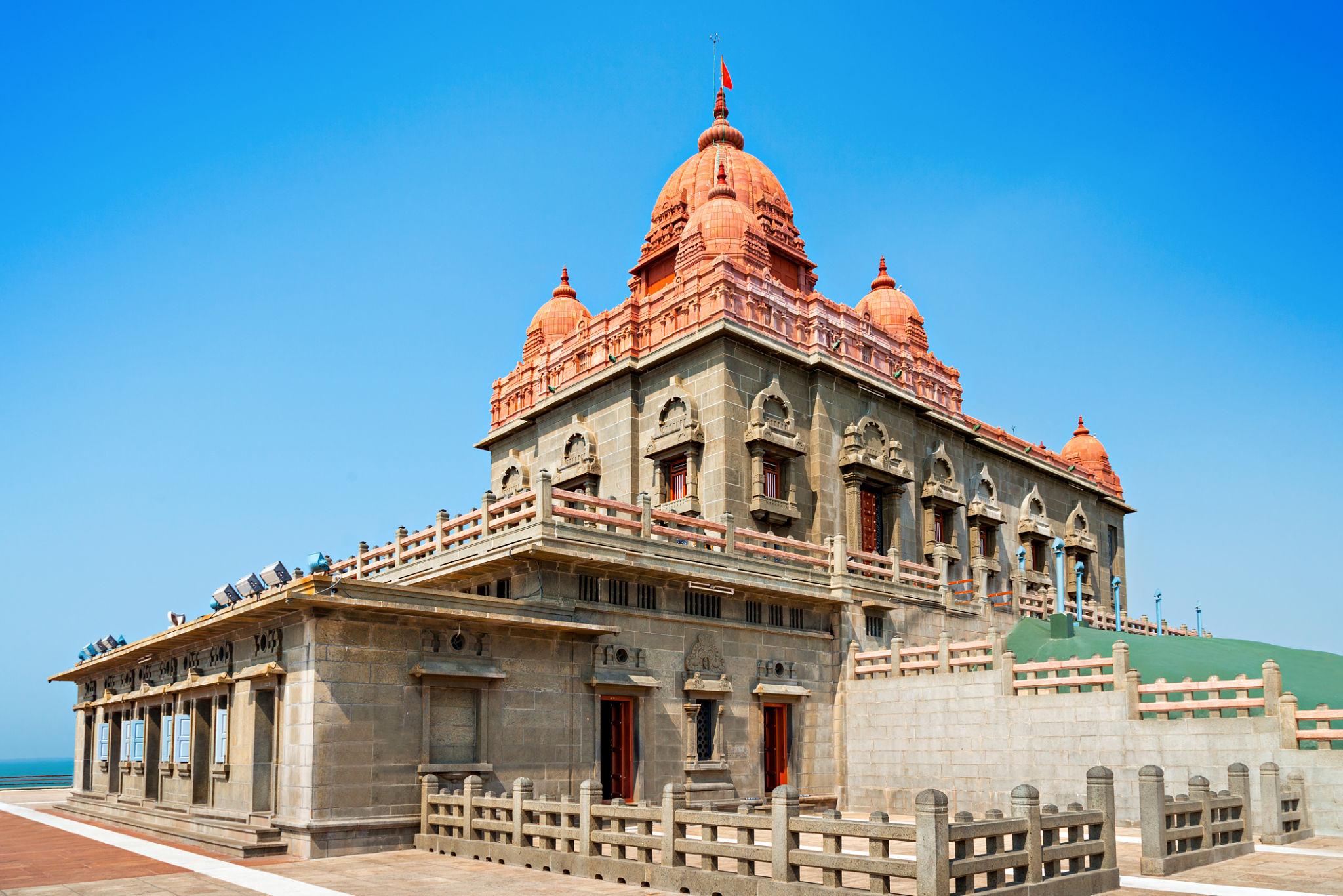 South India Temple & Hill Station Discovery Tour