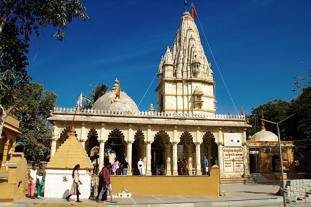Sacred Gujarat Temples & Wildlife Tour