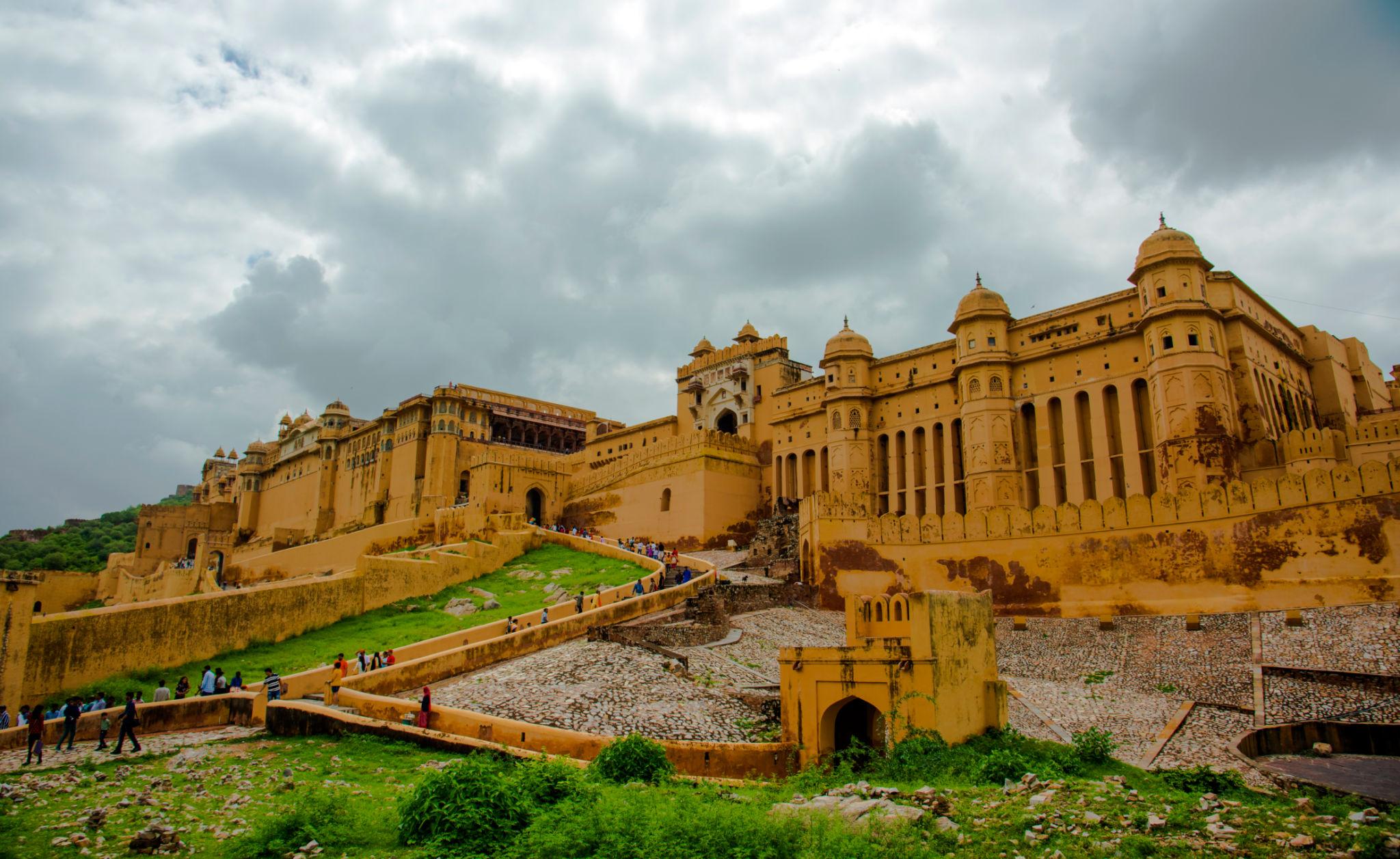 Royal Rajasthan Heritage & Taj Mahal Tour